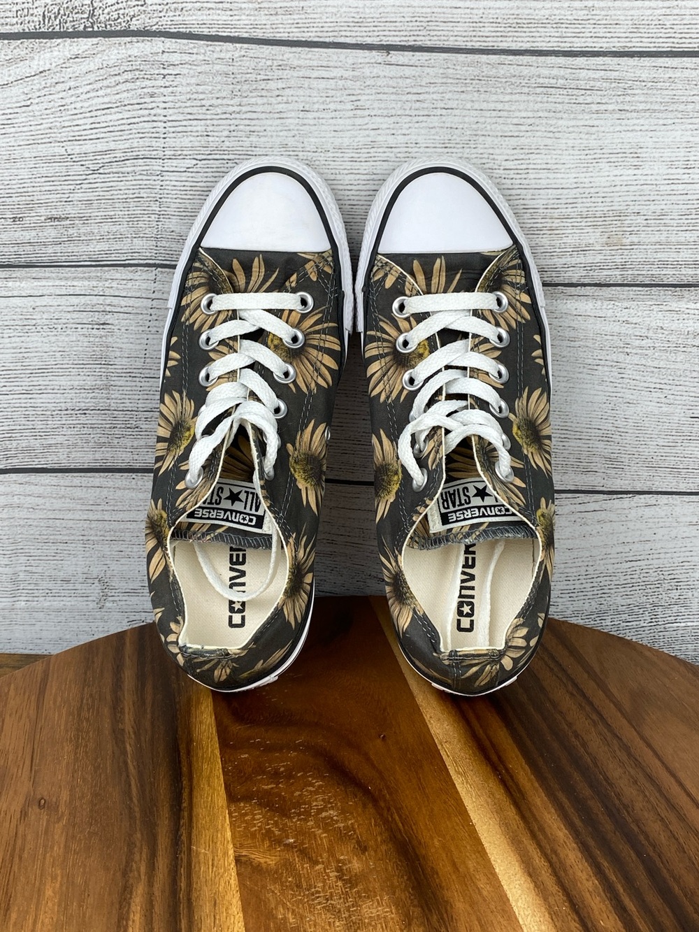 Converse Chuck Taylor All Star Low Dark Floral Sunflower Shoe Women’s Size 7 - Picture 10 of 12